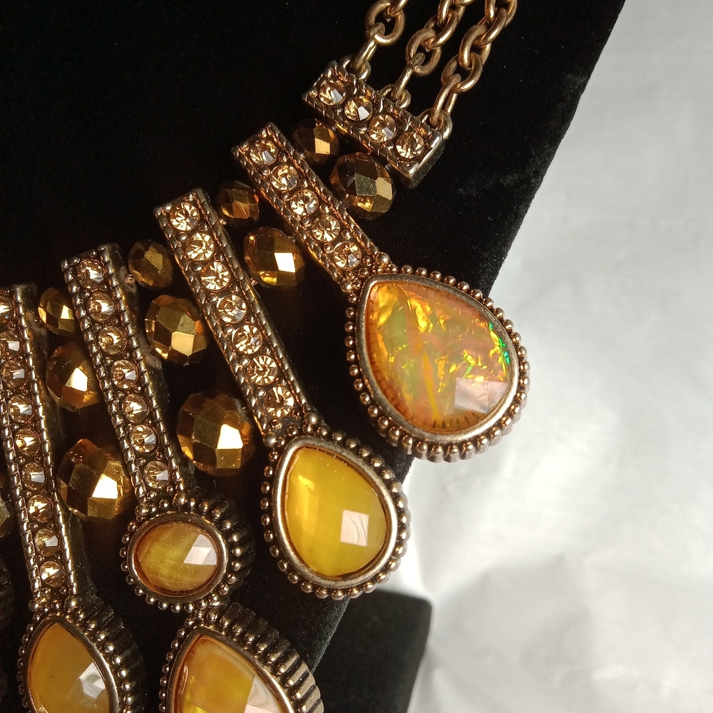 NWT Gorgeous Charming Charlie Cleopatra style necklace 😍🥰😍 - Picture 5 of 8